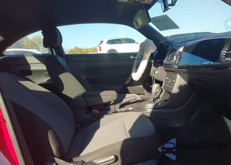 2019 Volkswagen Beetle 2.0T Final Edition Se/2.0T Final Edition Sel/2.0T S из США, поврежденный, VIN 3VWFD7AT7KM708372